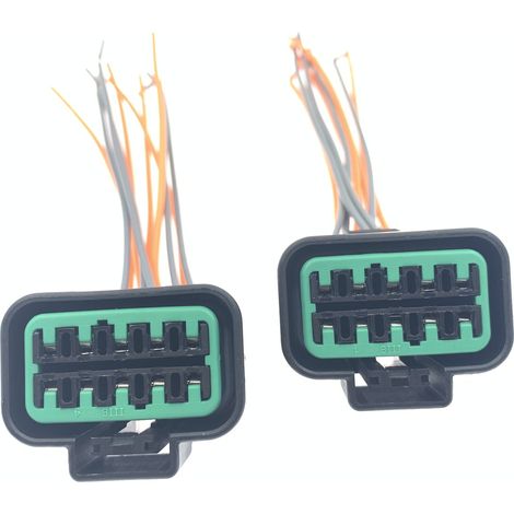 The DJ7103A-2.2-11/21 is compatible with automotive headlight connectors PB625-10027/PK501-10020. (1/5)