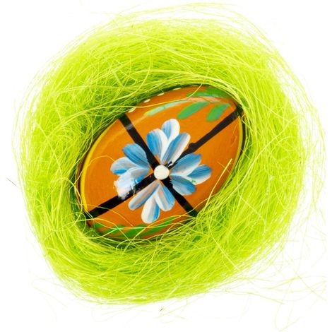 Grande uovo di Pasqua arancione in legno in un nido verde (1/2)