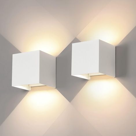 Applique Murale Exterieur/Interieur 2 Pièces, 12W Moderne LED Lampe Exterieur Murale 3000K Blanc Chaud, IP65 Étanche Applique Murale Carrée Blanche pour Jardin Terrasse, Angle de Faisceau Réglable (1/5)