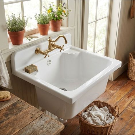 Pilozzo a muro in polipropilene bianco con portasapone 42x34x21 cm