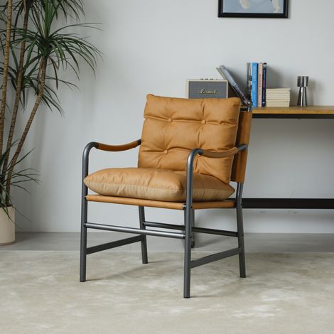 Chaise d’appoint en cuir marron avec structure en métal (1/5)