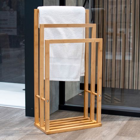 Schulte – Porte-serviettes sur pied 3 niveaux – Dimensions 82 x 42 x 24 cm – Bambou résistant à l'humidité – Pour salle de bains ou chambre