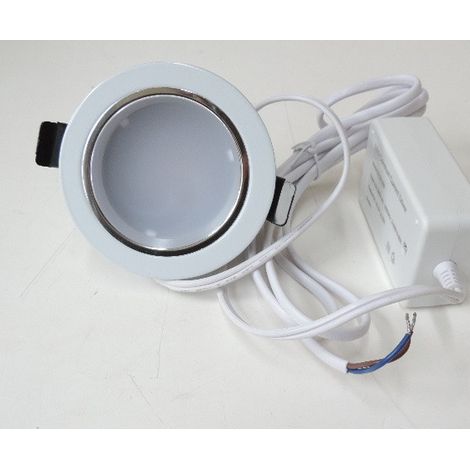 Plafonnier encastré LED 8W Ø 92mm SMD blanc chaud 3000K 654lm avec driver 230V downlight 68° IP44 (1/3)