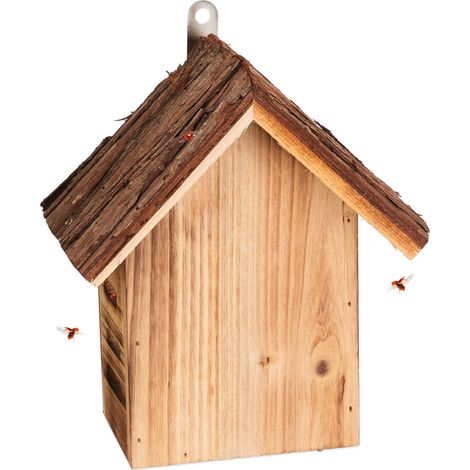 Casetta in legno per coccinelle