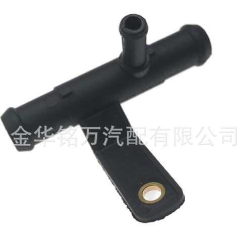 Convient aux véhicules conformes aux normes d'émission Wuling Rongguang National VI et National VI, tuyau d'eau pour chauffage de petit camion, té en plastique (1/5)