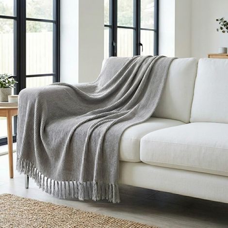 Maison Soft Grey Woven Throw (1/2)