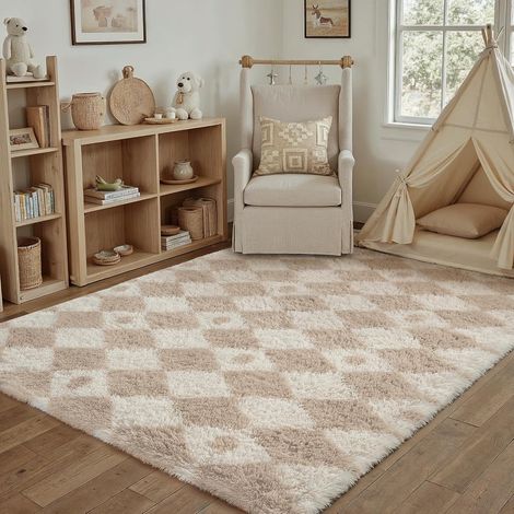 Tapis Salon Shaggy Damier Tapis Chambre Adulte Fille Doux Moelleux Descente de lit AntidéRapant Moderne Grand Tapis Beige Blanc 120×180cm Decoration Chambrel Motif Geometrique