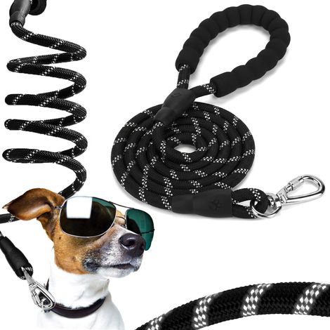 Guinzaglio da addestramento per cani KOBE, resistente e riflettente, 3 m, nero. (1/5)
