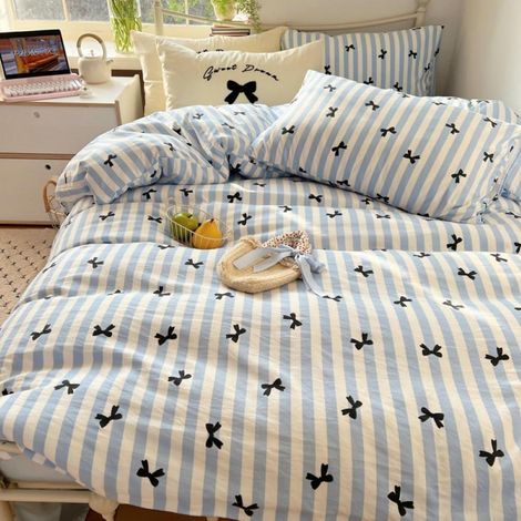 Linge de lit 220x240 cm, 3 pièces, microfibre, rayé bleu et blanc avec nœuds, incluant 2 taies d'oreiller 80x80 cm