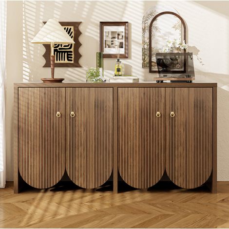 Credenza marrone da soggiorno con 4 ante, ripiani regolabili e maniglie in alluminio (1/5)