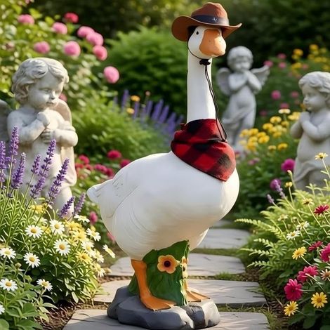 Resin Goose Statue – 35.5cm Weather Resistant Garden Decor with Cowboy Hat Removable Bandana – Sand Fillable Barnyard Porch Terrace Farmhouse Decoration