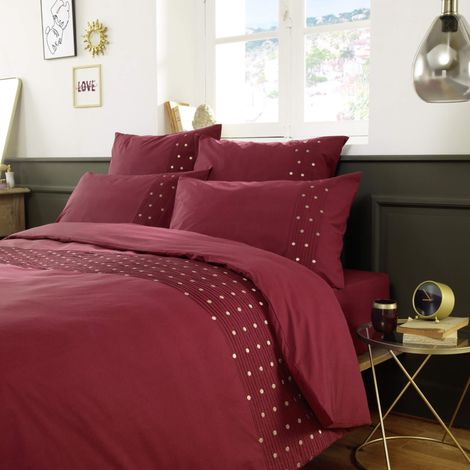 Housse de couette brodée plis religieuses bordeaux 260x240 cm (1/3)