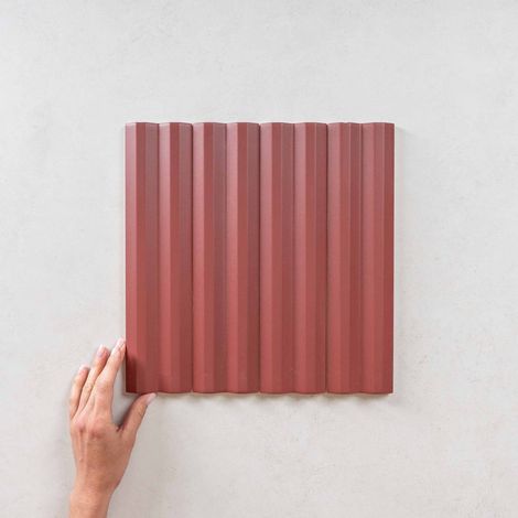 Faience Bordeaux STRIPES Garnet 7,5x30cm (1/4)