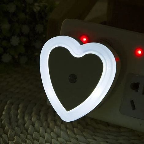 Veilleuse LED (blanche), capteur de lumière sans fil, mini forme de cœur, norme européenne. (1/5)