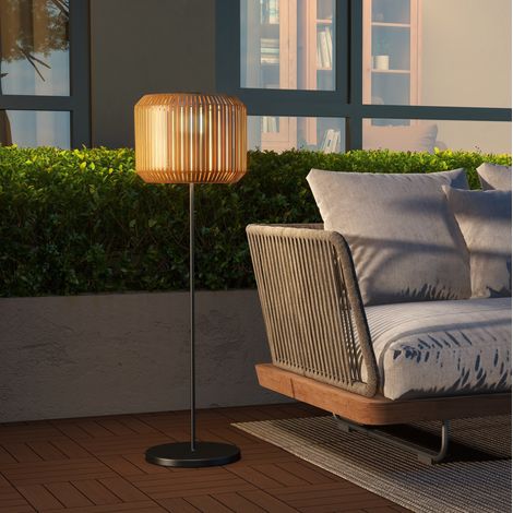 CHICFURN Lámpara solar de jardín 34x34x130 cm de acero amarilla, luz cálida, IP44 (1/5)