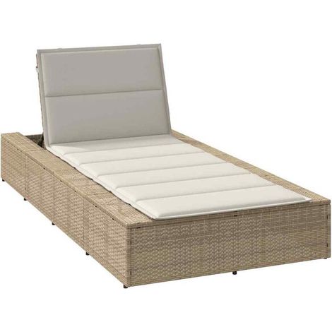 Chaise longue avec tapis flottant en résine tissée beige (1/5)
