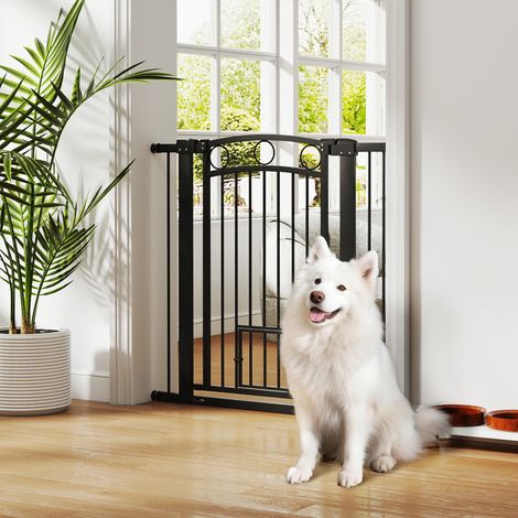 Barrera de seguridad para mascotas, 96 cm, para escaleras, ancho ajustable de 76 a 104 cm, con puerta para gatos, para escaleras y puertas, color negro. (1/5)