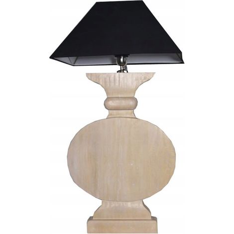 Une lampe en bois majestueuse pour un salon de style provençal (1/5)