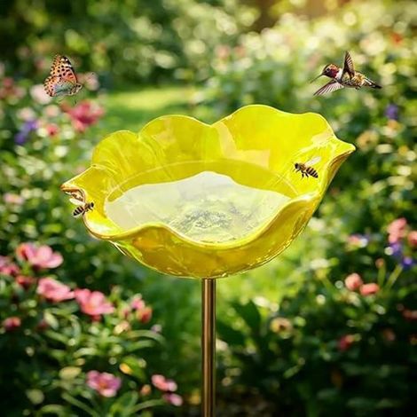 2026 Nuevas flores de baño para pájaros hechas a mano Patrón decorativo de flores de metal para baño de pájaros Cuenco de baño colorido con forma de mariposa y abeja, para jardín, patio, decoración de (1/5)