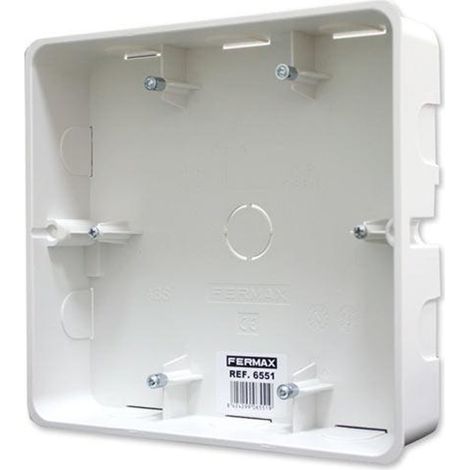 Caja empotrar monitor smile 7" con marcas para fácil instalación y 4mm de sobresaliente.