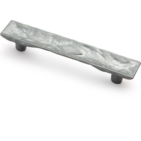 Asa en zamak con acabado plomo mate, dimensiones: 127x24x20mm, entrepuntos: 96mm -