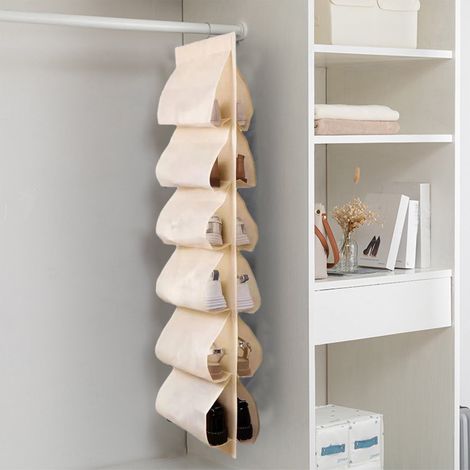 Beiges Hängeschuhregal mit drehbarem Haken für den Kleiderschrank (1/4)