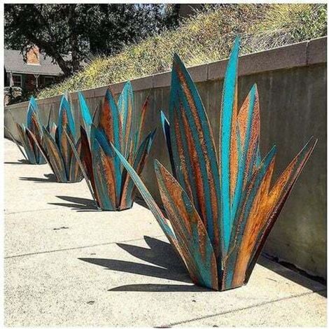 [JAMAIS UTILISÉ]Sculpture rustique de tequila, plante d'agave en métal de bricolage, agave en métal peint à la main rustique, statue de décoration d'art de jardin, décoration de maison pour piquets de