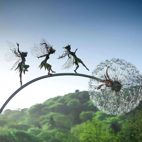 Sculpture de jardin fée et pissenlit en métal – Résistante aux intempéries – Installation facile – Décoration extérieure magique (1/5)