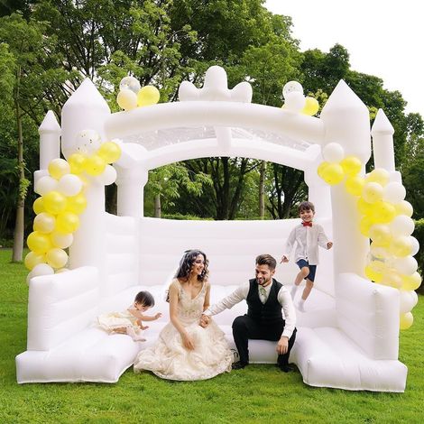 White Inflatable Castle for Children 415 x 413 x 315 cm with Trampoline for Backyard Weddings Indoor and Outdoor Children's Birthday Parties (1/5)
