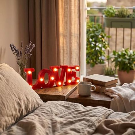 Signe de lumières de lettre de chapiteau de LED, lampe décorative de mot d'amour, lettres de l'alphabet lumineux pour la décoration de barre de maison de noël de fête d'anniversaire(Blanc chaud) (1/3)