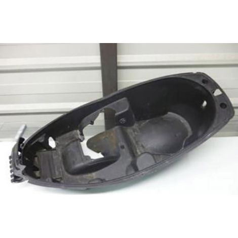 [PRODUIT D'OCCASION] Coffre origine pour Scooter Aprilia 125 Atlantic Après 2010 (1/2)