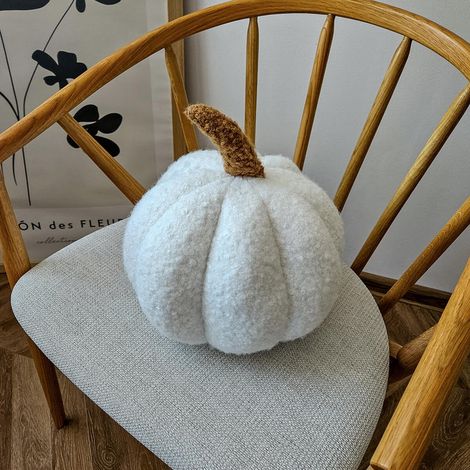 Cuscino SOFT LOOP zucca bianca (1/3)