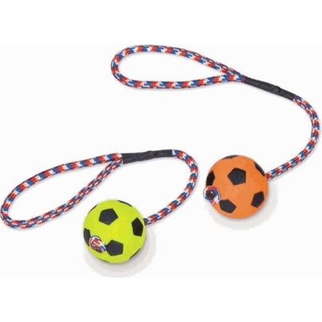 Nobby® Hunde Moosgummi Fußball mit Seil S sortiert 6,3 cm
