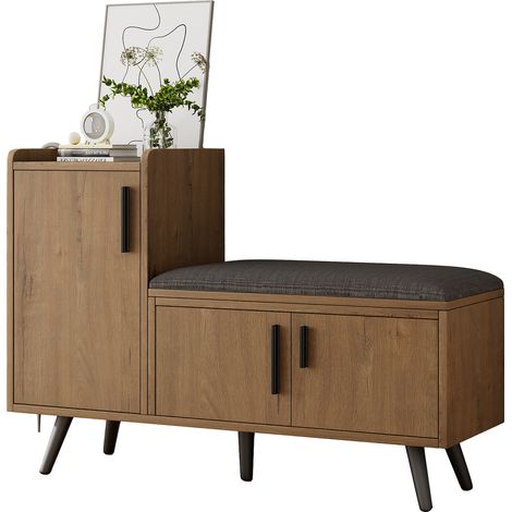 Banc coffre à chaussures moderne, 3 portes avec poignées métalliques asymétriques, rangement multi-étagères, meuble d'entrée élégant, dimensions L100 x P34 x H69 cm, idéal pour chaussures et accessoir (1/5)