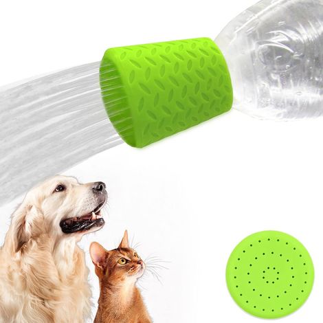 Pommeau de douche en silicone pour chiens – Accessoire d'arrosage pour douche d'animaux Pommeau de douche portable pour camping, randonnée, plage – Compatible avec la plupart des bouteilles d'eau min (1/5)