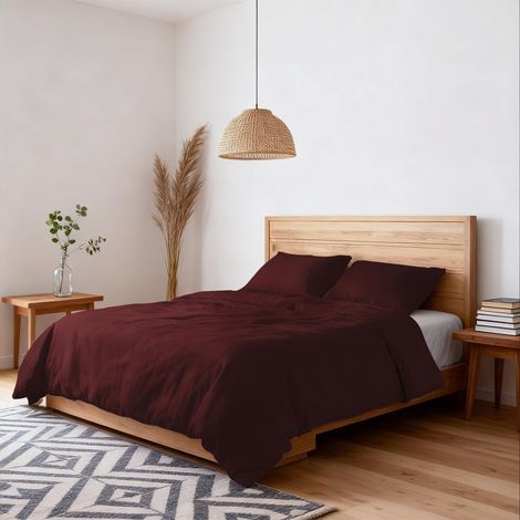 Housse de Couette Double Effet Water Washed, Parure de Couette : Housse 250x200 cm avec Rabat et Paire de taies d'Oreiller – Bordeaux (1/5)