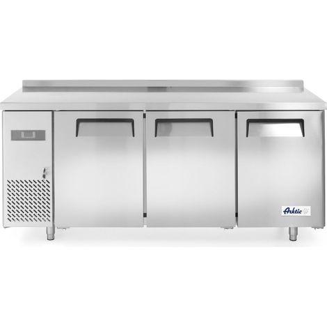 Congélateur comptoir avec trois portes Kitchen Line Arktic - Hendi