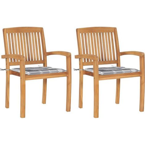 Deux chaises de jardin avec des coussins à carreaux gris, en teck. (1/5)