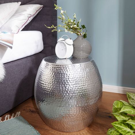 Table d'appoint ronde 42x42x42 cm en aluminium argenté (1/5)