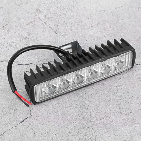 Projecteur longue portée 6 LED 18 W ultra-lumineux pour voiture, SUV, moto et bateau. (1/5)