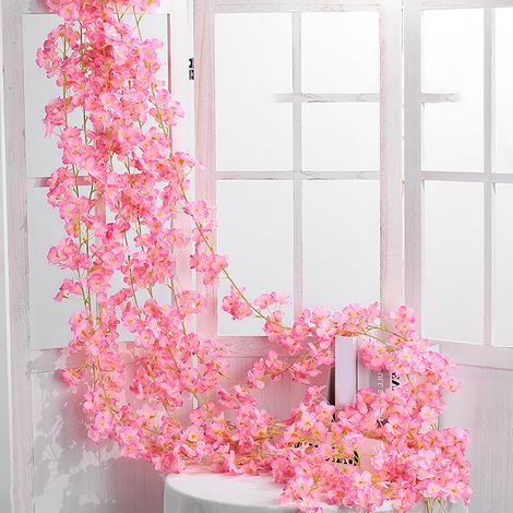 Fleurs artificielles en rotin, guirlande de 1,8 m, 135 fleurs, rose foncé, décoratives et éclatantes.