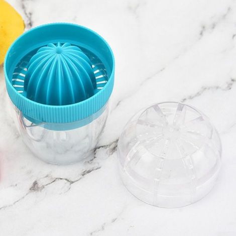 Presse-agrumes manuel avec bec verseur pour orange citron, presse-fruits portable avec tasse transparente, facile à nettoyer (1/5)