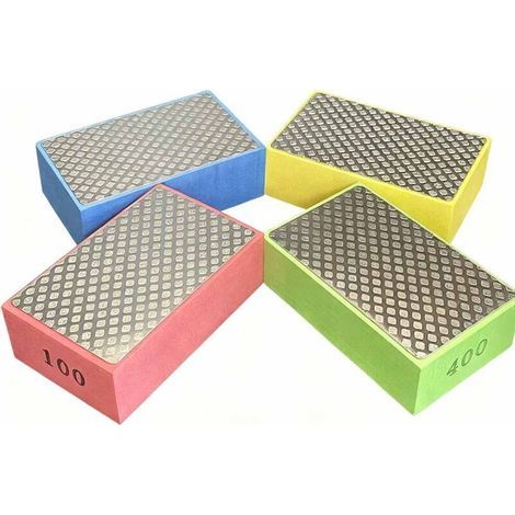 Set mit vier Schleifblöcken für Fliesen. Diamantpolierscheiben für Stein und Beton. Geeignet zum Schleifen, Polieren und Entgraten. Körnungen: 60, 100, 200 und 400. (1/5)