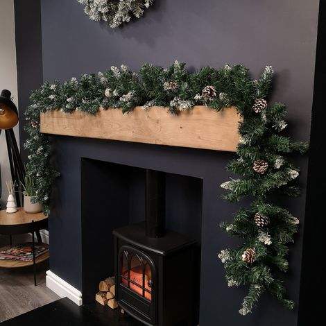 2.7m Snow Tipped Christmas Garland with Pine Cones and Mixed Needles (1/5)
