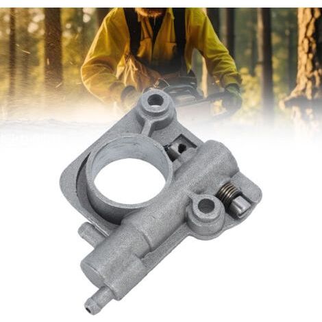Oil Pump for Chainsaw Models CS-350 and CS-2600 Premium Replacement - (1/4)