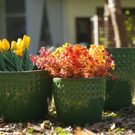 Lot de 3 pots céramique artisanale vert losange (38,1/30,5/22,9 cm), parfaits pour orchidées et succulentes, intérieur et extérieur, rebord de fenêtre ou étagère, terre cuite respirante.