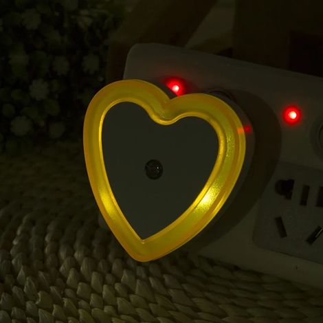 Veilleuse LED (jaune), capteur de lumière sans fil, mini forme de cœur, norme européenne. (1/5)