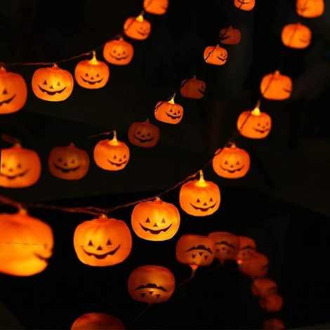 Halloween String Lights LED Pumpkin Lights Outdoor Decoration Holiday Lights Remote Control USB 8 Modes 3 Meters 20 Lights (Pumpkin) (1/5)