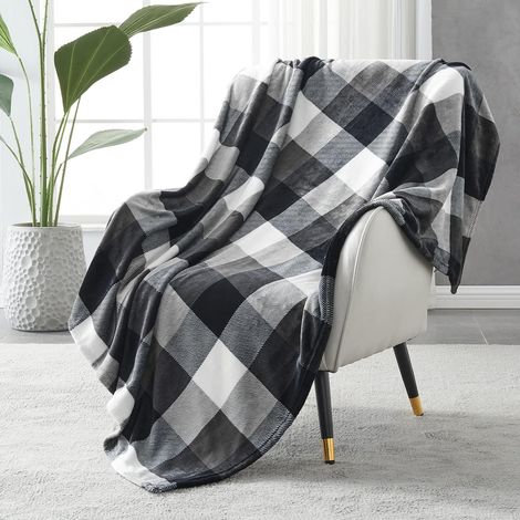 Kindfiber OÜ-Couverture Plaid en Polaire à Carreaux 150 x 200 cm, Noir/Blanc  Léger Doux Cocooning pour Lit Canapé Déco Maison (1/5)