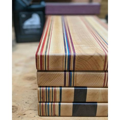 Huile pour bois 32oz – Finition semi-brillante – 100% alimentaire – Protection contre l'eau et les bactéries – Pour planches à découper et ustensiles en bois (1/5)